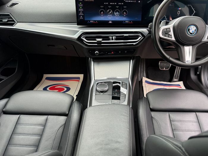 BMW 3 Series 2023
