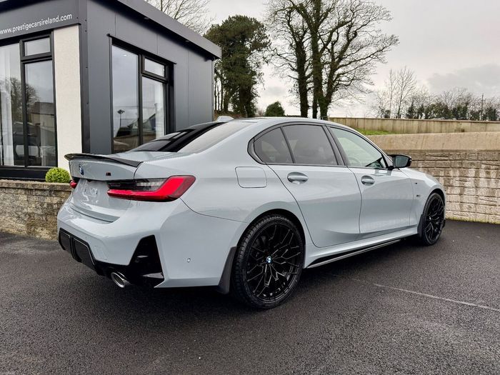 BMW 3 Series 2023