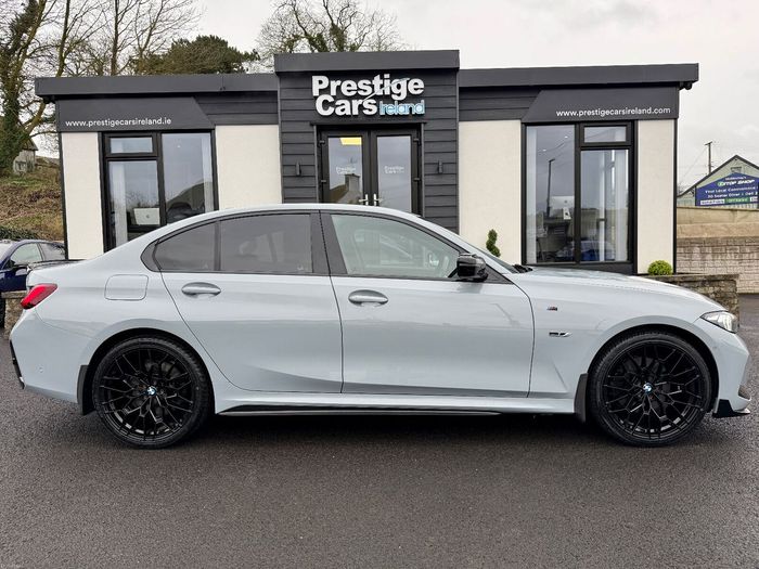 BMW 3 Series 2023