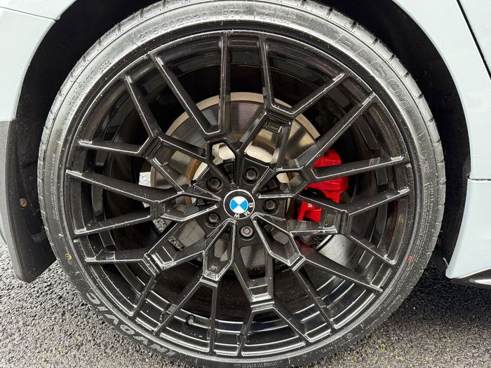 BMW 3 Series 2023