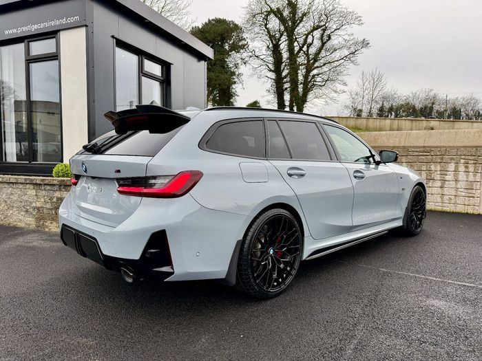 BMW 3 Series 2023