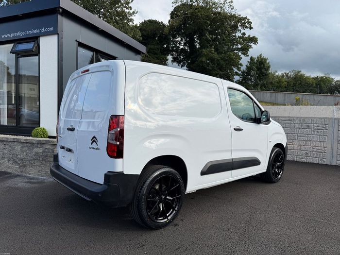 Citroen Berlingo 2023