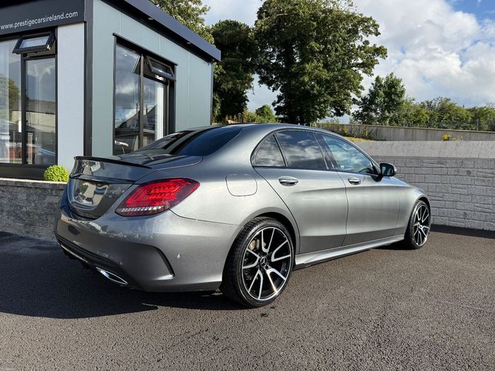 Mercedes-Benz C-Class 2019
