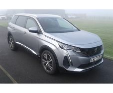 Peugeot 5008 2021