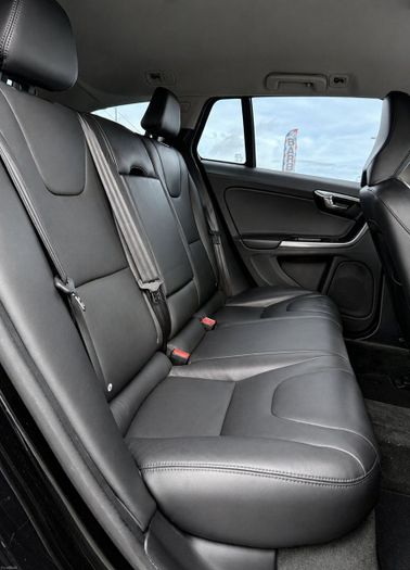 Volvo V60 2016