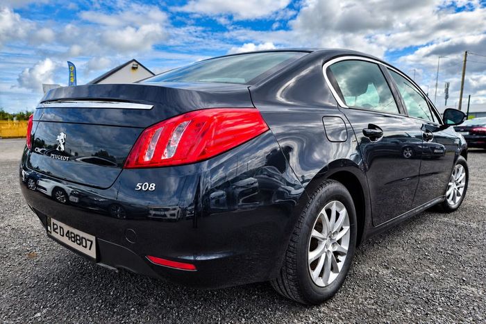 Peugeot 508  2012