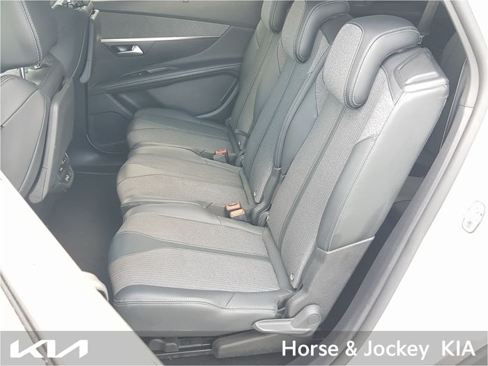 Peugeot 5008 2022