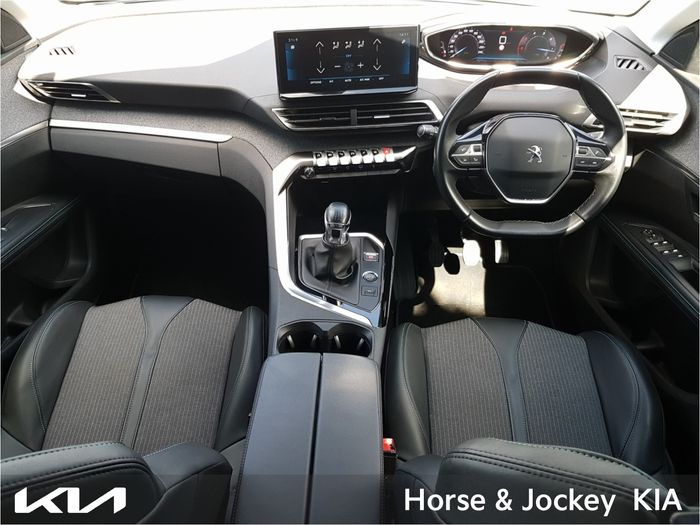 Peugeot 5008 2022