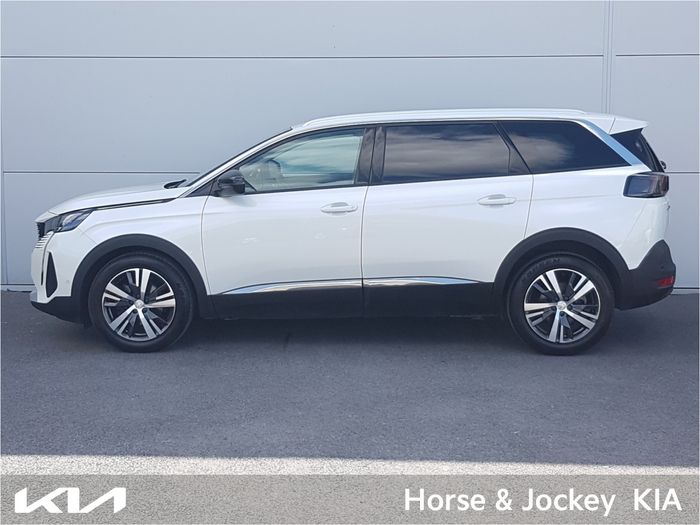 Peugeot 5008 2022