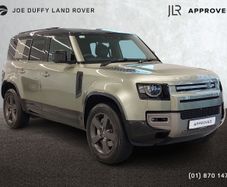 Land Rover Defender 2025