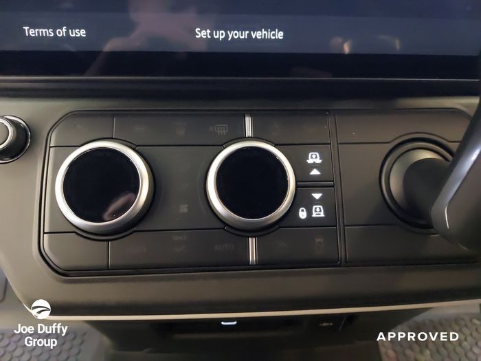 Land Rover Defender 2026