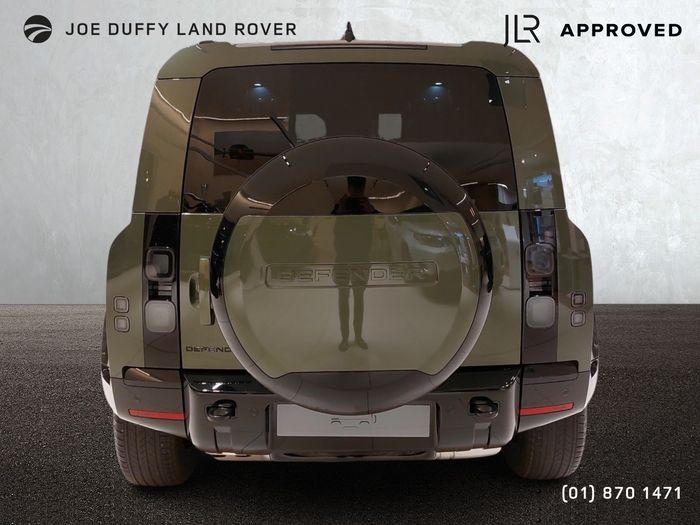 Land Rover Defender 2026