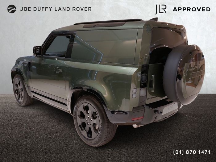 Land Rover Defender 2026