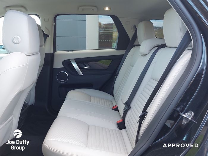 Land Rover Discovery Sport 2023
