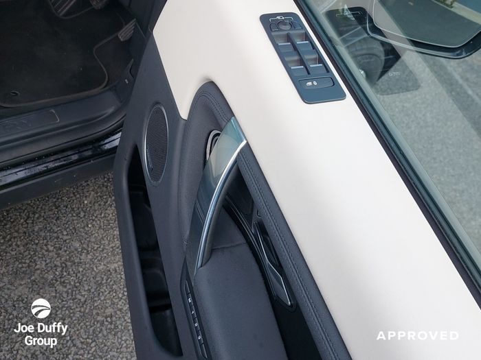 Land Rover Discovery Sport 2023