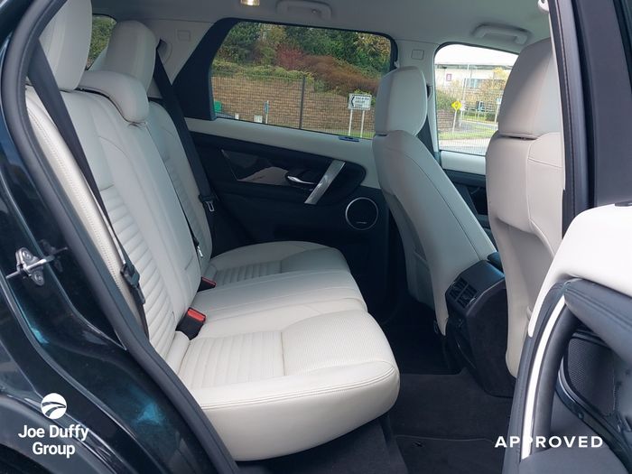 Land Rover Discovery Sport 2023