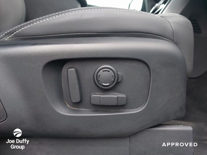 Land Rover Discovery 2025