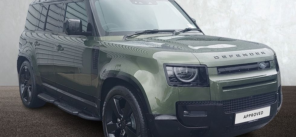 Land Rover Defender 2026