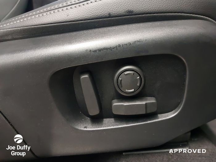 Land Rover Discovery Sport 2024