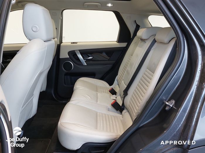 Land Rover Discovery Sport 2022