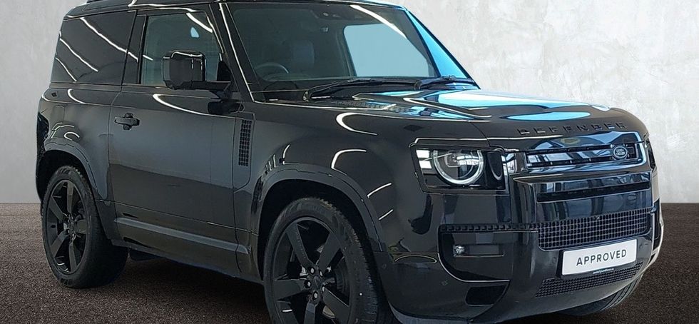 Land Rover Defender 2026