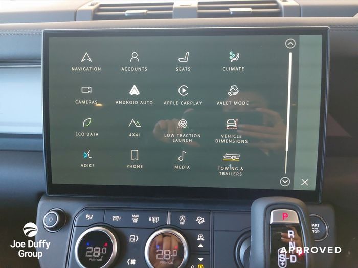 Land Rover Defender 2026