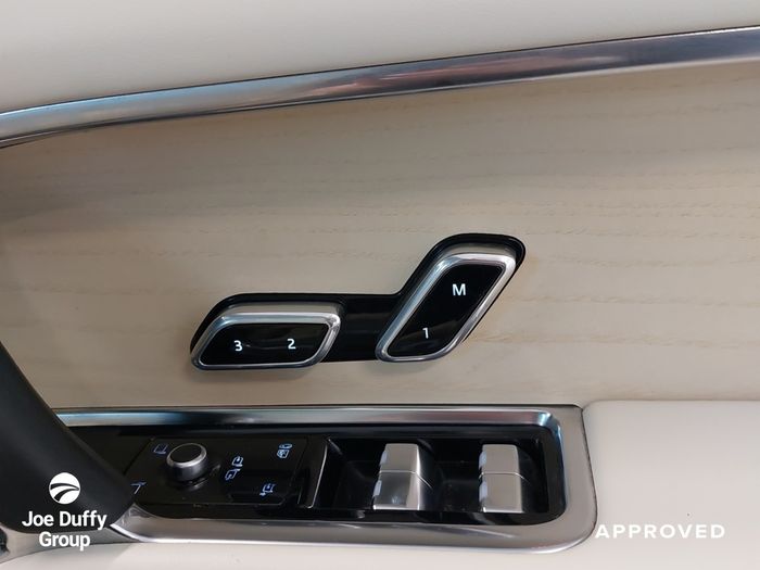 Land Rover Range Rover 2023
