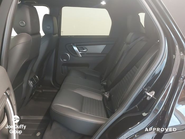 Land Rover Discovery Sport 2025