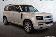 Land Rover Defender 2024