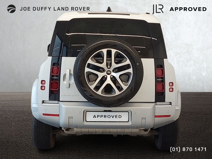 Land Rover Defender 2024