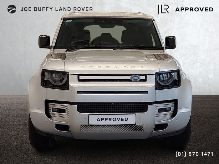 Land Rover Defender 2024