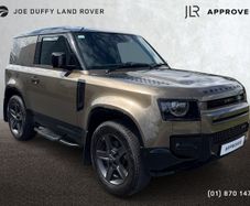 Land Rover Defender 2023