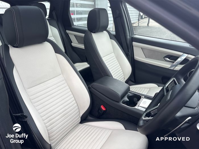 Land Rover Discovery Sport 2023