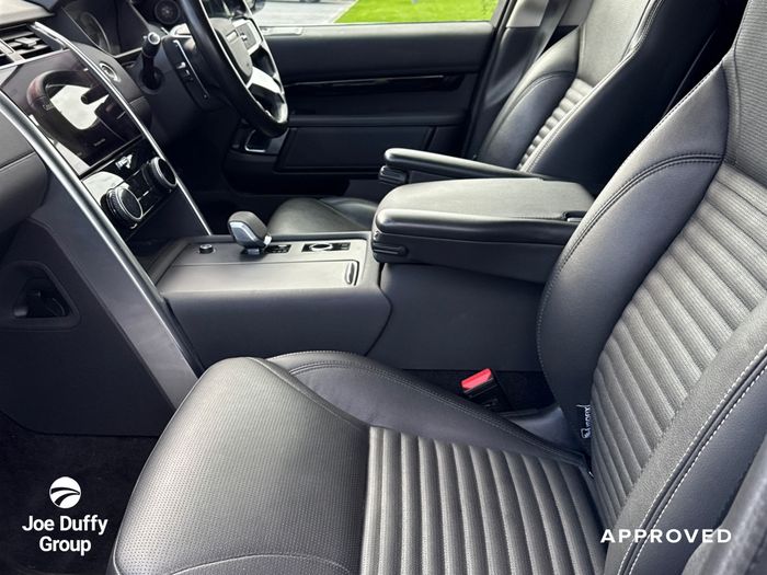 Land Rover Discovery 2022