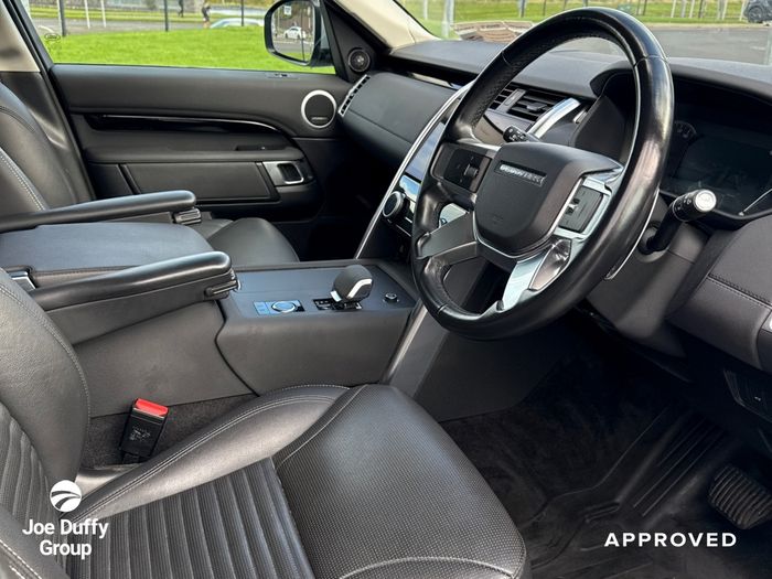 Land Rover Discovery 2022