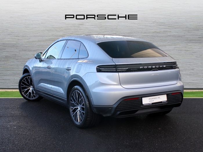 Porsche Macan 2026