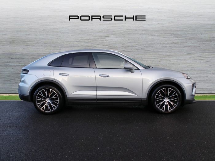 Porsche Macan 2026