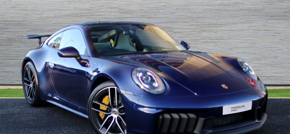 Porsche 911 2025