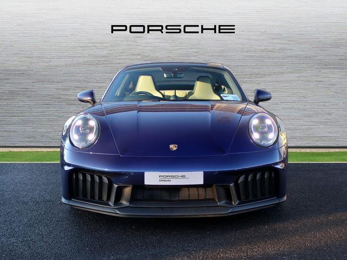 Porsche 911 2025