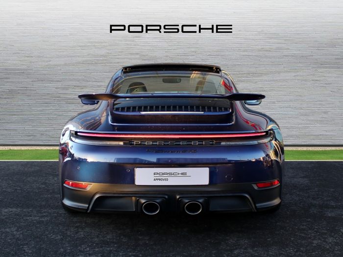 Porsche 911 2025