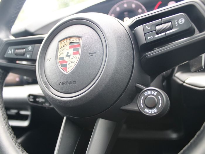 Porsche Cayenne 2024