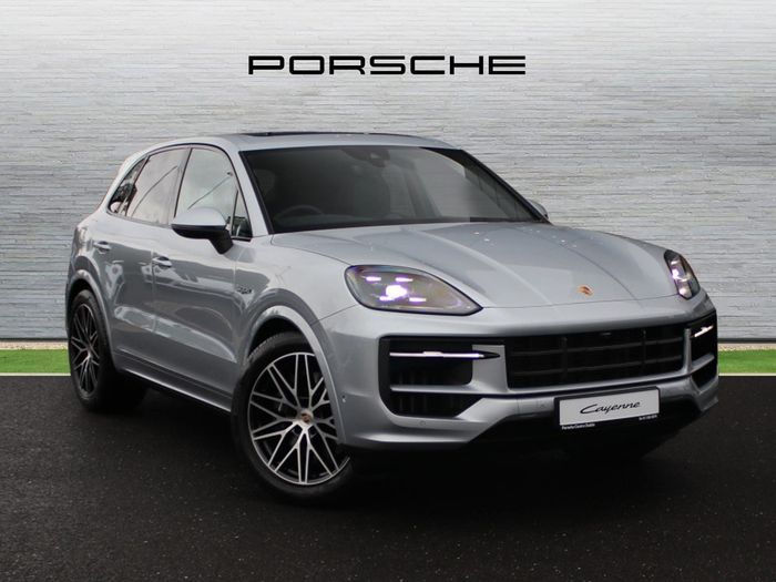 Porsche Cayenne 2025