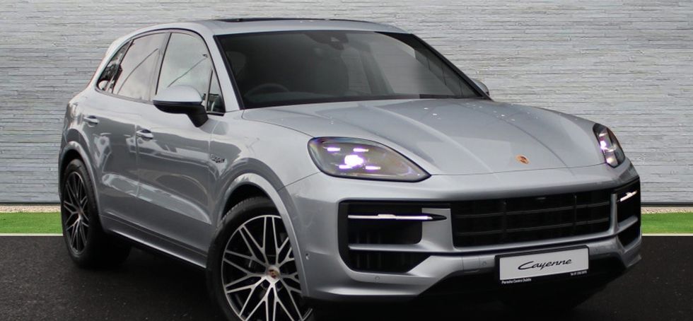 Porsche Cayenne 2025