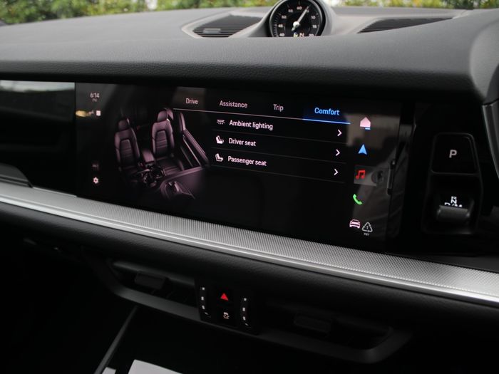 Porsche Cayenne 2025