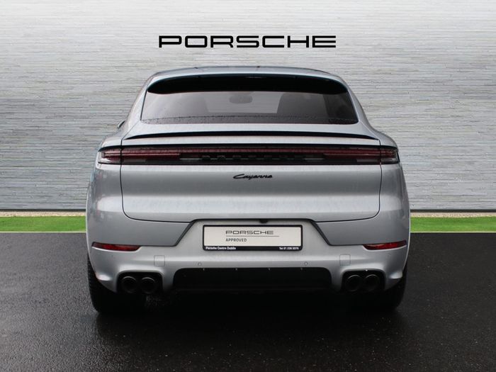 Porsche Cayenne 2025