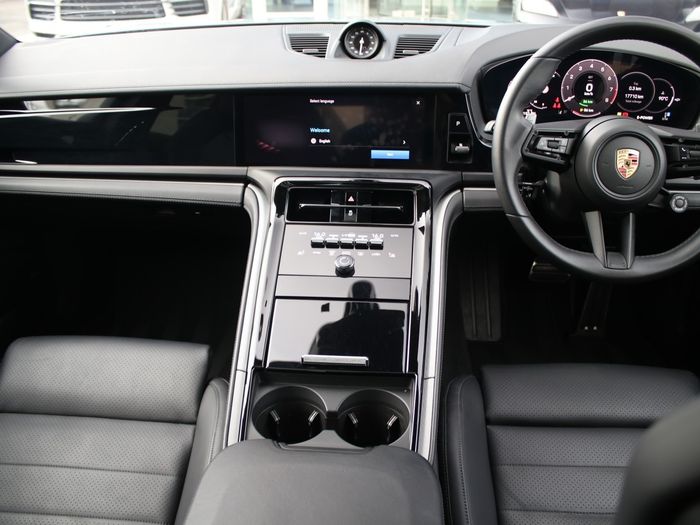 Porsche Panamera 2024