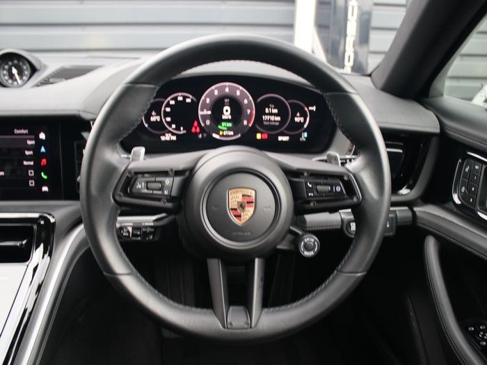 Porsche Panamera 2024