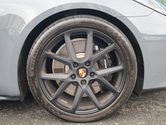 Porsche Panamera 2024