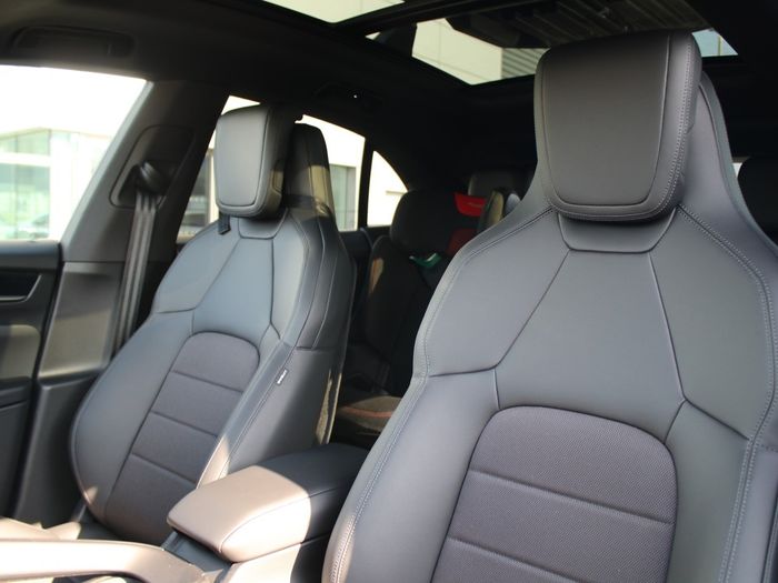Porsche Macan 2026