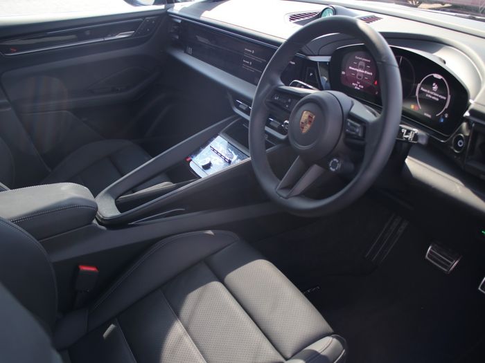 Porsche Macan 2026